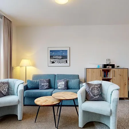 Strandnahe Mit Schwimmbad Im Haus, A Cappella 05, *