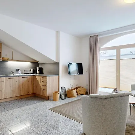 Strandnahe Mit Schwimmbad Im Haus, A Cappella 05, *