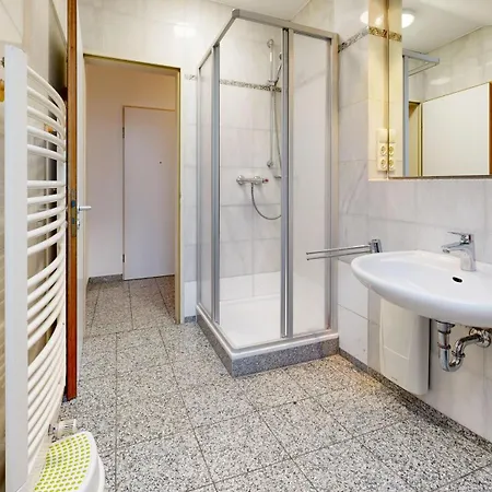 Strandnahe Mit Schwimmbad Im Haus, A Cappella 05, Lejlighed *